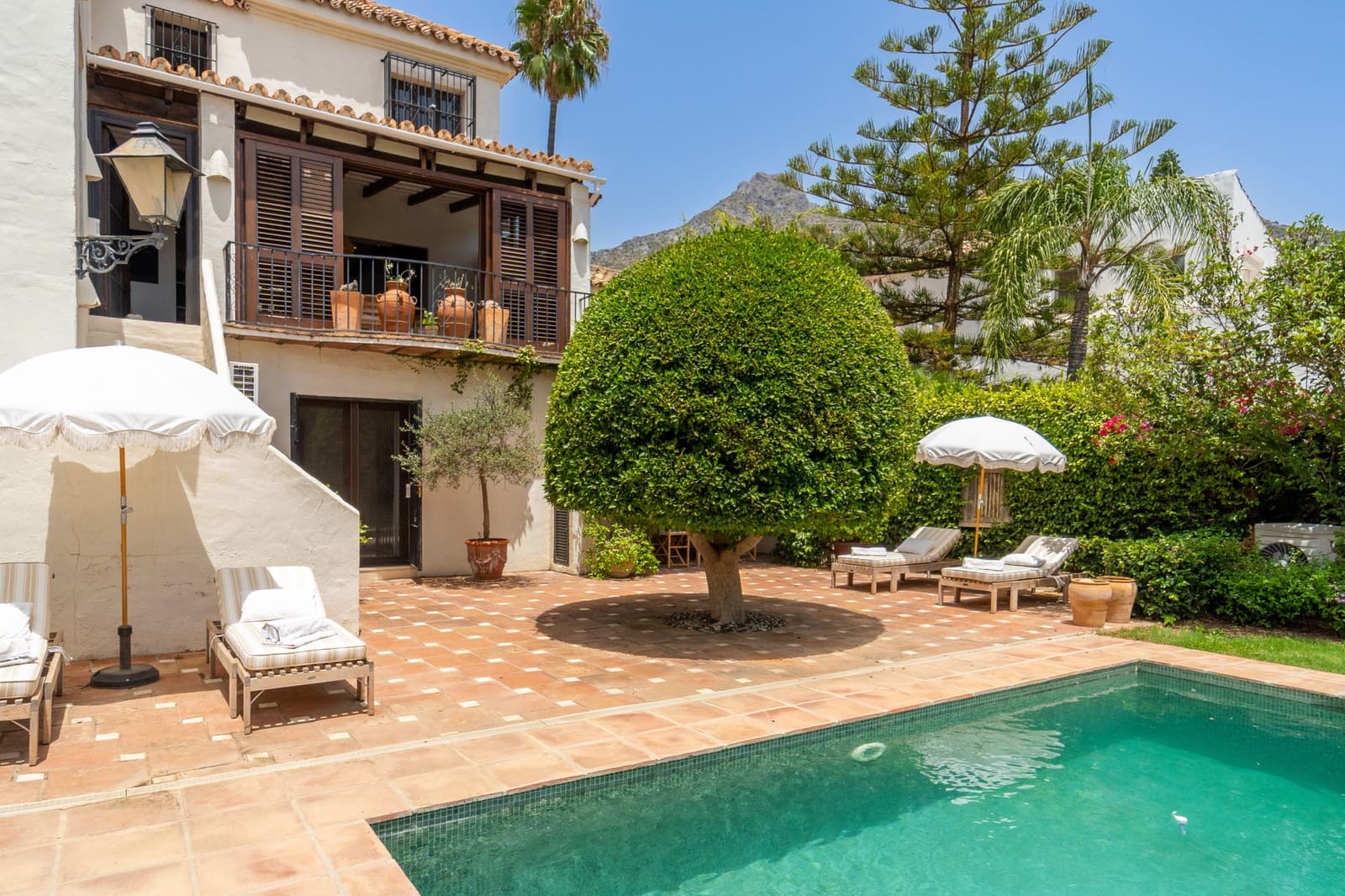 3 camera da letto Villetta Bifamiliare in vendita in Marbella con piscina garage - 2.200.000 € (Rif: 7342409)
