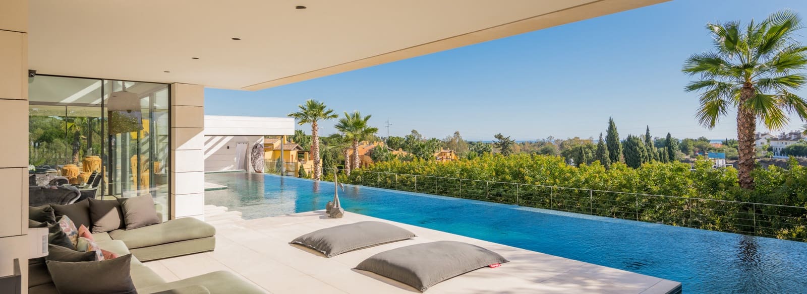 6 sypialnia Willa na kwatery wakacyjne w Marbella z basenem garażem - 35 000 € (Ref: 7391844)