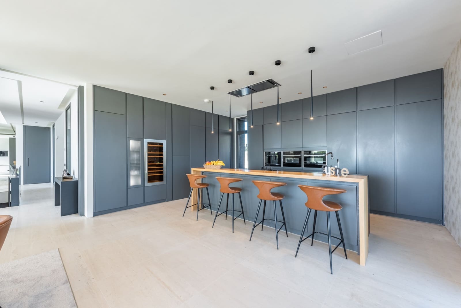 6 sypialnia Willa na kwatery wakacyjne w Marbella z basenem garażem - 35 000 € (Ref: 7391844)