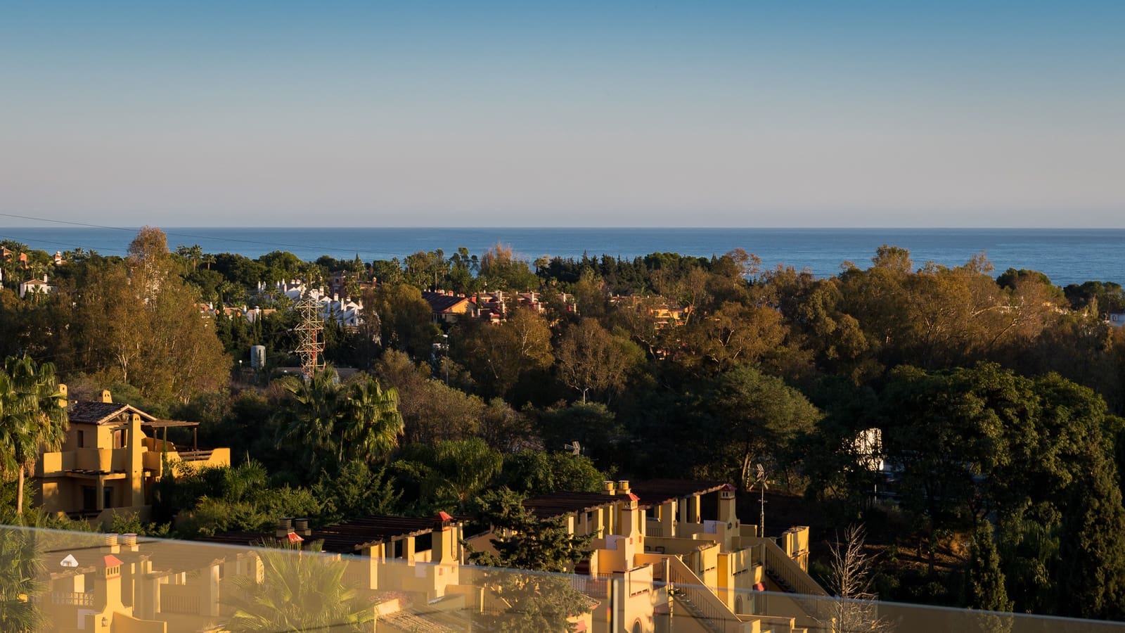 6 sypialnia Willa na kwatery wakacyjne w Marbella z basenem garażem - 35 000 € (Ref: 7391844)