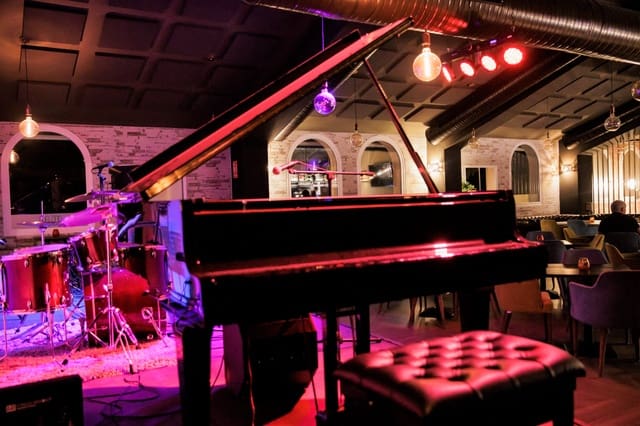 Restaurant/bar te koop in Estepona - € 1.000.000 (Ref: 7428009)