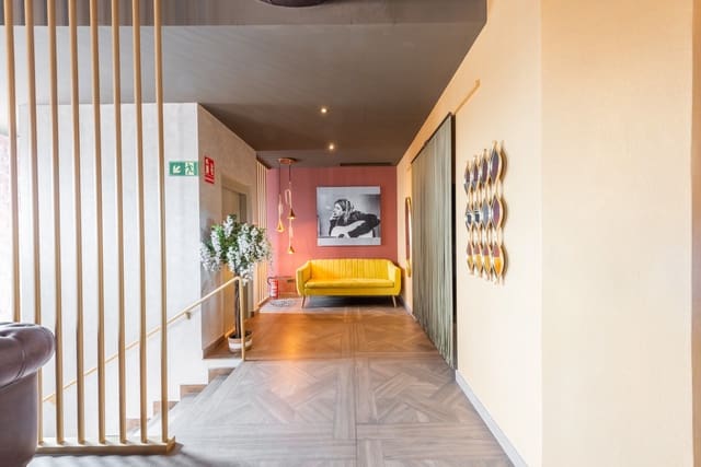 Restaurant/bar te koop in Estepona - € 1.000.000 (Ref: 7428009)