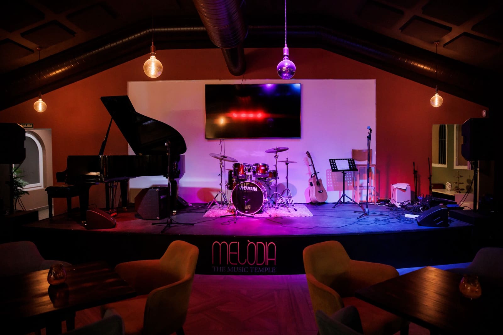 Restaurant/Bar til salg i Estepona - € 900.000 (Ref: 7428009)