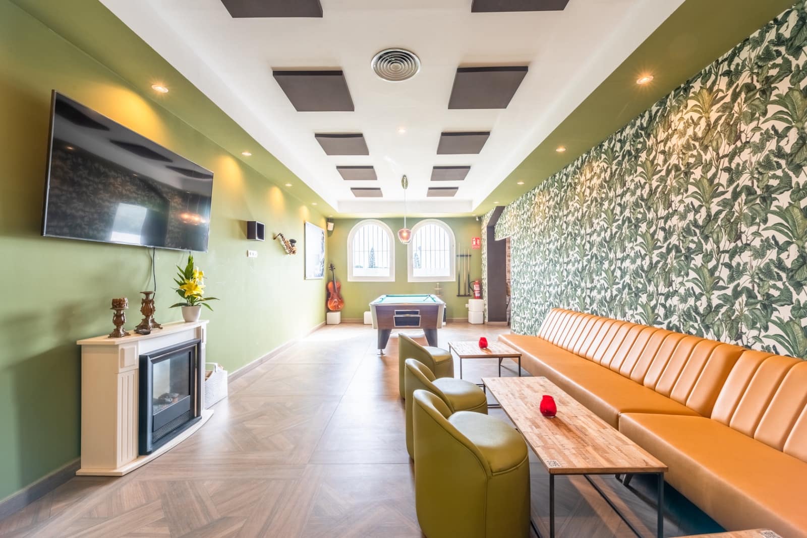 Restaurant/Bar til salg i Estepona - € 900.000 (Ref: 7428009)