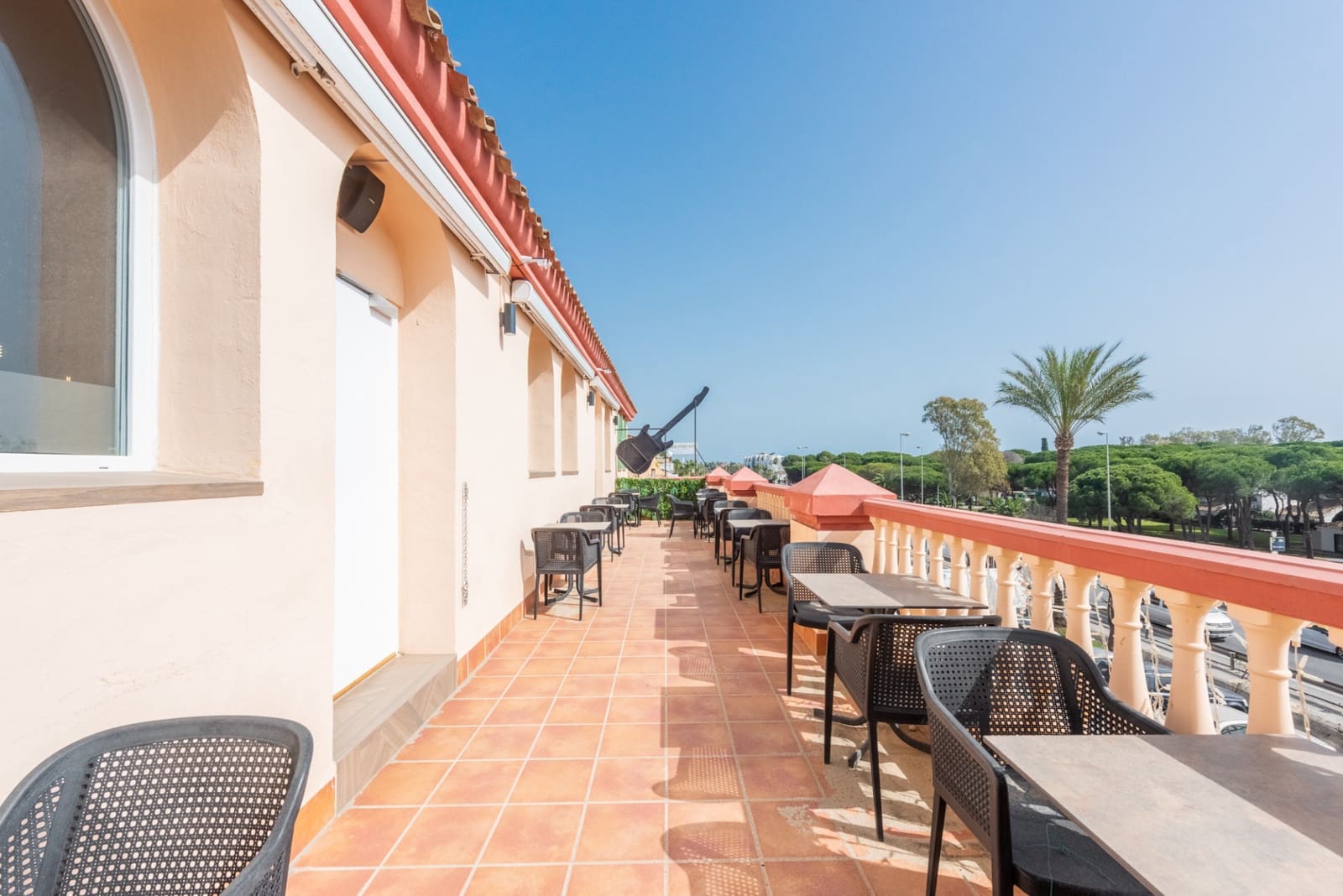 Restaurant/Bar til salg i Estepona - € 900.000 (Ref: 7428009)