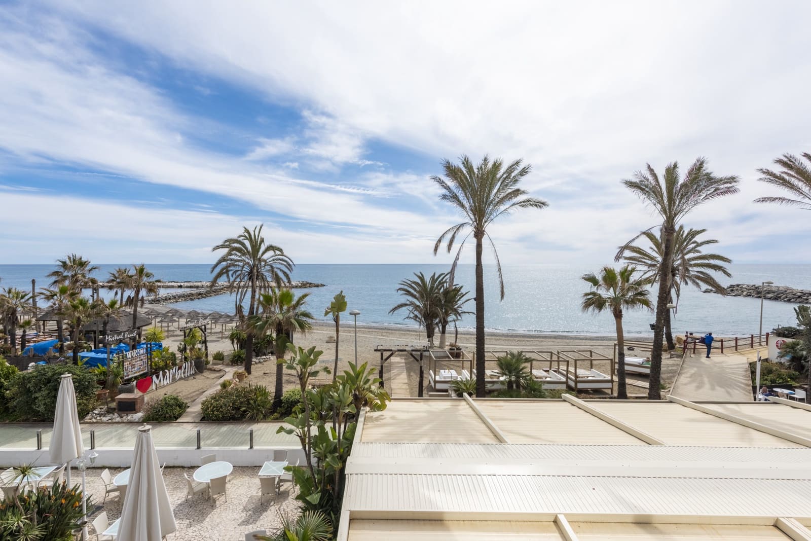 3 Zimmer Apartment zu verkaufen in Marbella mit Pool - 1.300.000 € (Ref: 7435302)