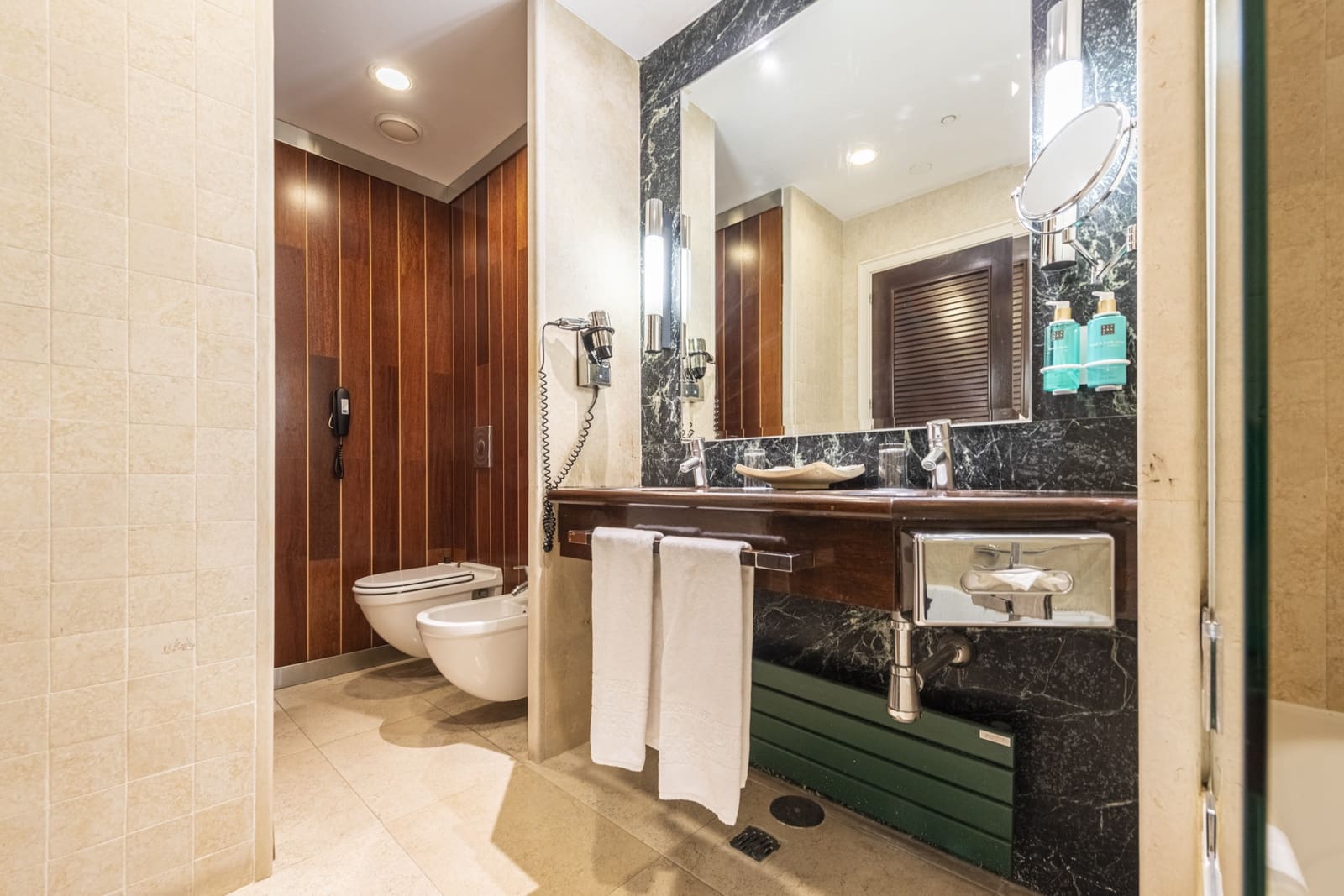 3 Zimmer Apartment zu verkaufen in Marbella mit Pool - 1.300.000 € (Ref: 7435302)