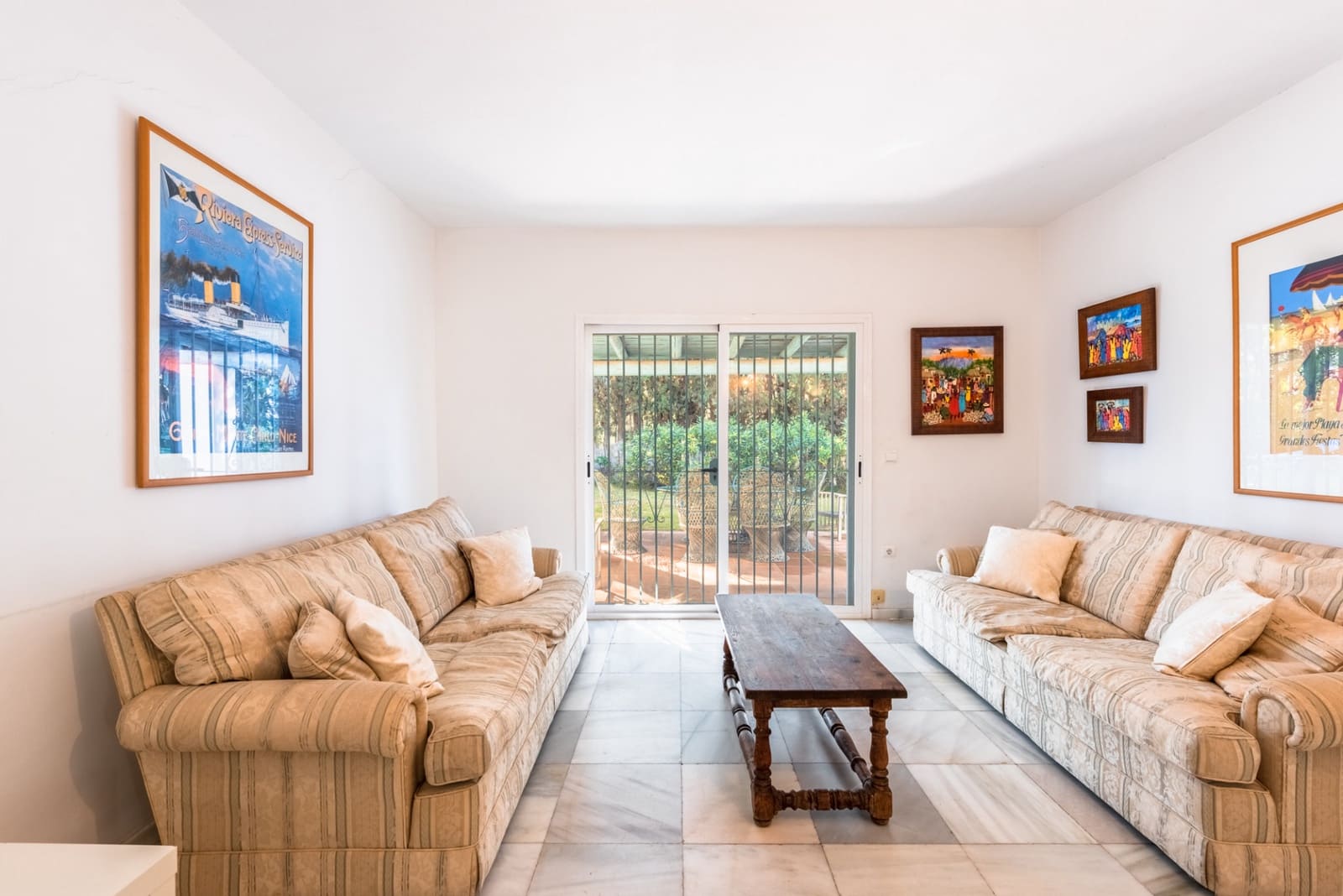 4 sypialnia Willa na sprzedaż w Marbella z basenem garażem - 925 000 € (Ref: 7490866)