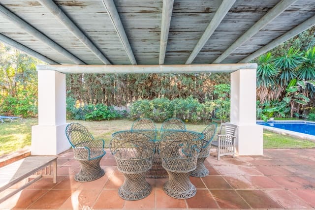 4 chambre Villa/Maison à vendre à Marbella avec piscine garage - 1 400 000 € (Ref: 7490866)