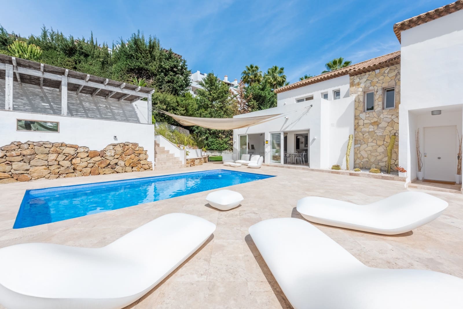 Chalet de 5 habitaciones en Marbella en venta con piscina garaje - 2.490.000 € (Ref: 7495130)