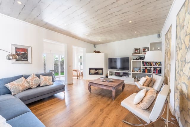 Chalet de 5 habitaciones en Marbella en venta con piscina garaje - 2.490.000 € (Ref: 7495130)