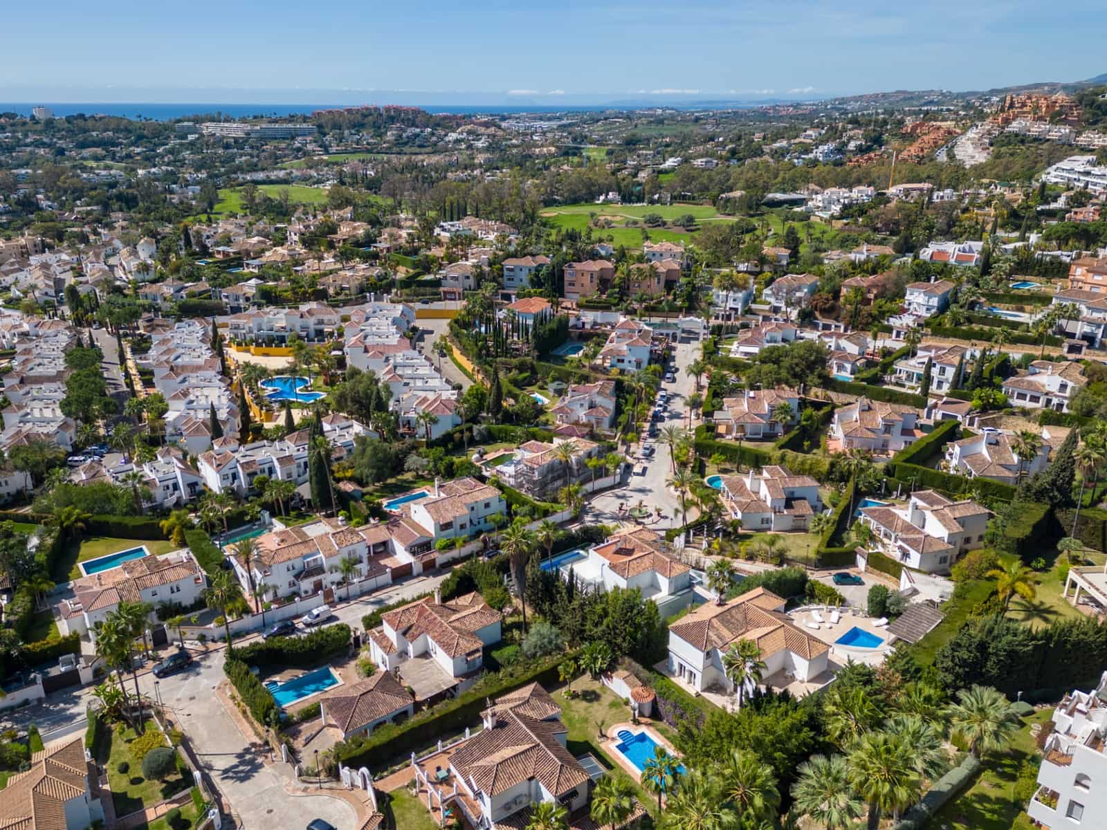 5 slaapkamer Villa te koop in Marbella met zwembad garage - € 2.490.000 (Ref: 7495130)