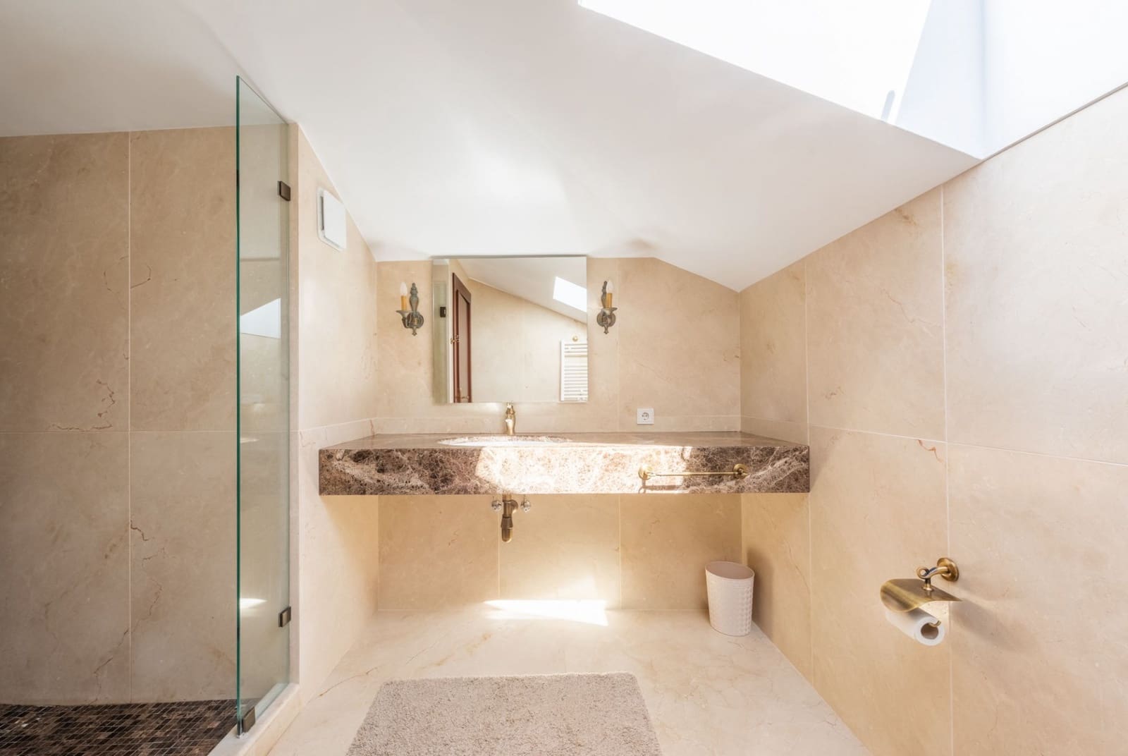 6 bedroom Villa for sale in Guadalmina with pool garage - € 10,800,000 (Ref: 7502333)