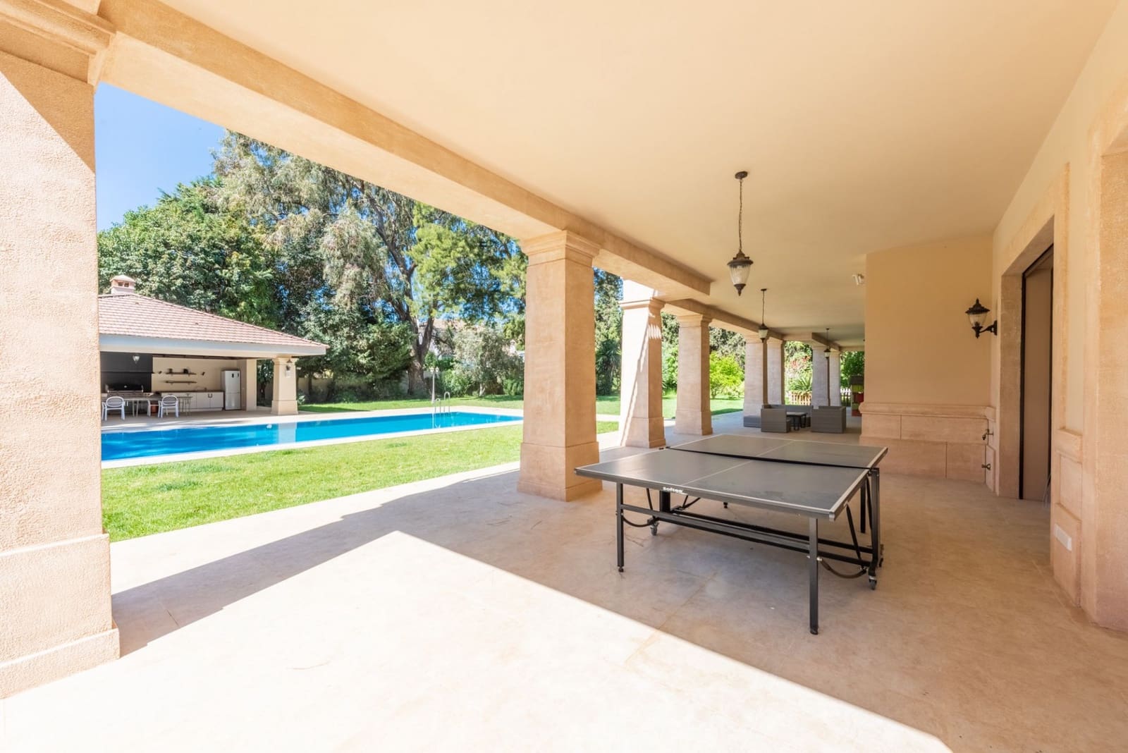 6 bedroom Villa for sale in Guadalmina with pool garage - € 10,800,000 (Ref: 7502333)