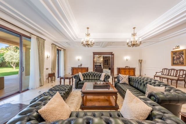 Chalet de 6 habitaciones en Guadalmina Baja, Marbella en venta con piscina garaje - 10.800.000 € (Ref: 7502333)