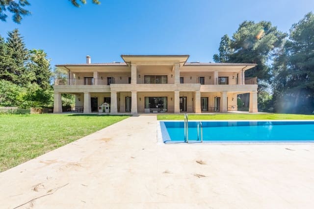 Chalet de 6 habitaciones en Guadalmina Baja, Marbella en venta con piscina garaje - 10.800.000 € (Ref: 7502333)