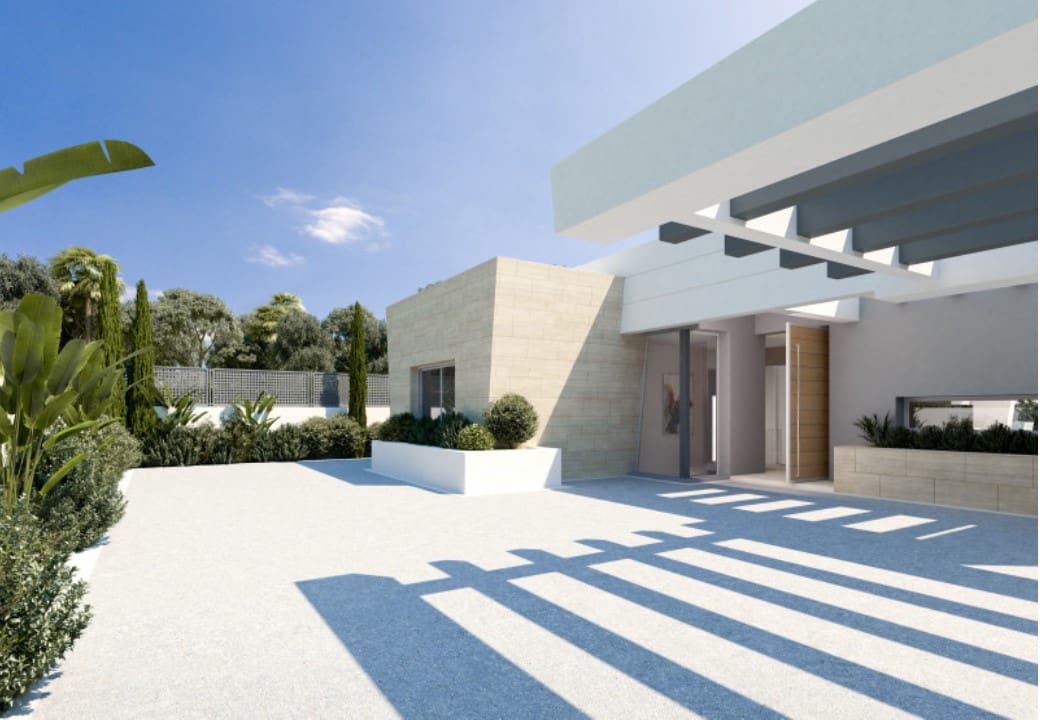 4 bedroom Villa for sale in Marbella with pool garage - € 3,100,000 (Ref: 7570087)