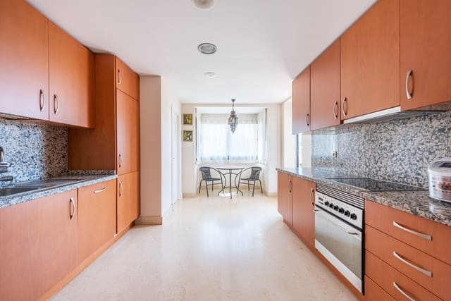4 slaapkamer Penthouse te koop in Benahavís met zwembad garage - € 1.790.000 (Ref: 7603261)