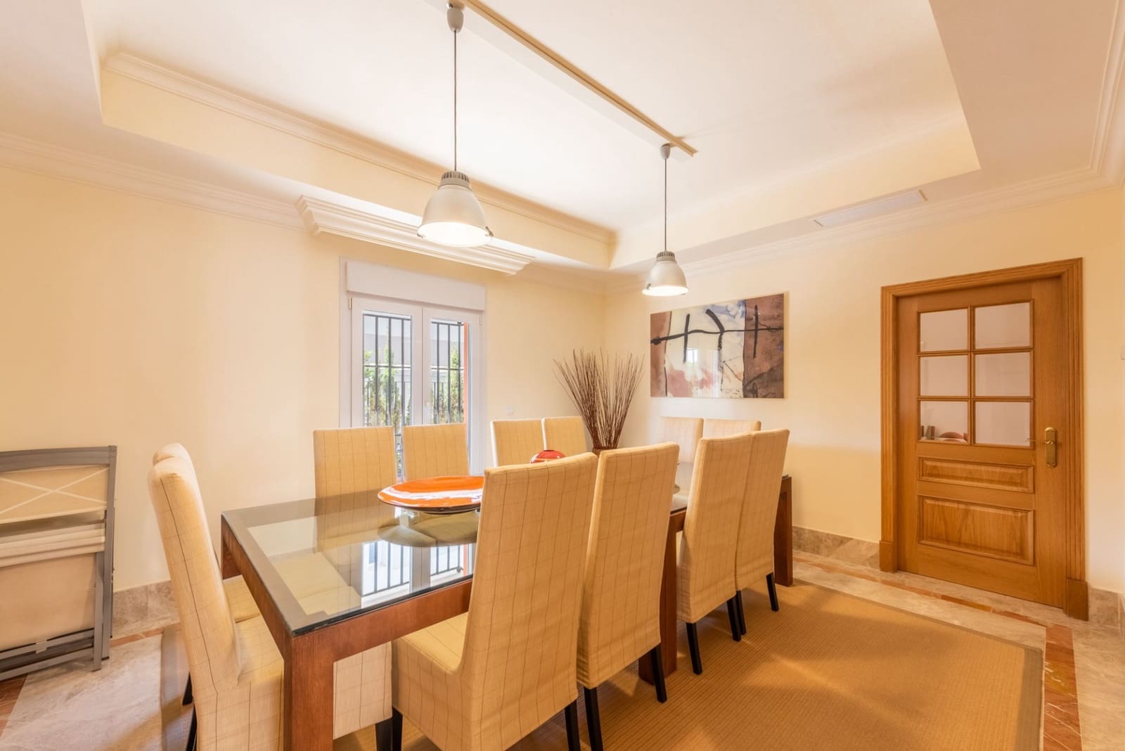 4 bedroom Villa for sale in Marbella with pool garage - € 2,500,000 (Ref: 7621127)