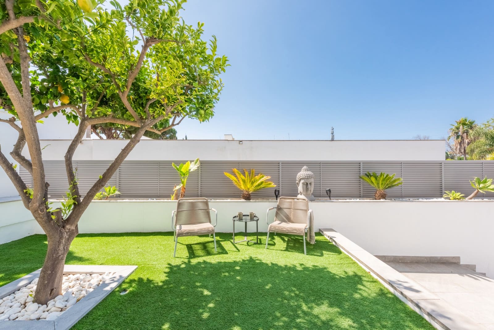 4 bedroom Villa for sale in Marbella with pool garage - € 2,450,000 (Ref: 7665074)