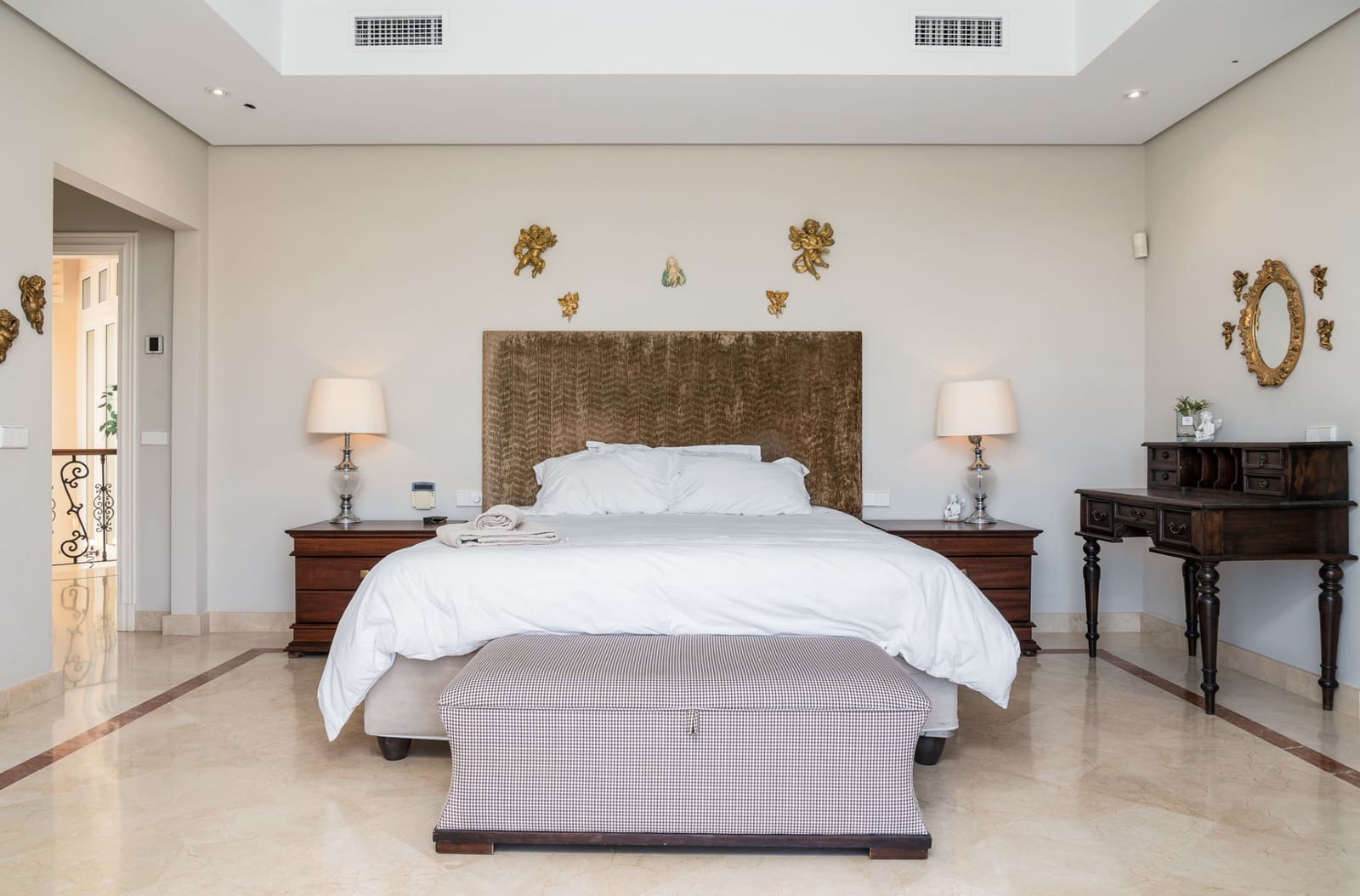 7 slaapkamer Villa te koop in Marbella met zwembad garage - € 5.595.000 (Ref: 7706546)