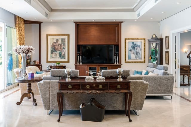 7 slaapkamer Villa te koop in Marbella met zwembad garage - € 5.595.000 (Ref: 7706546)