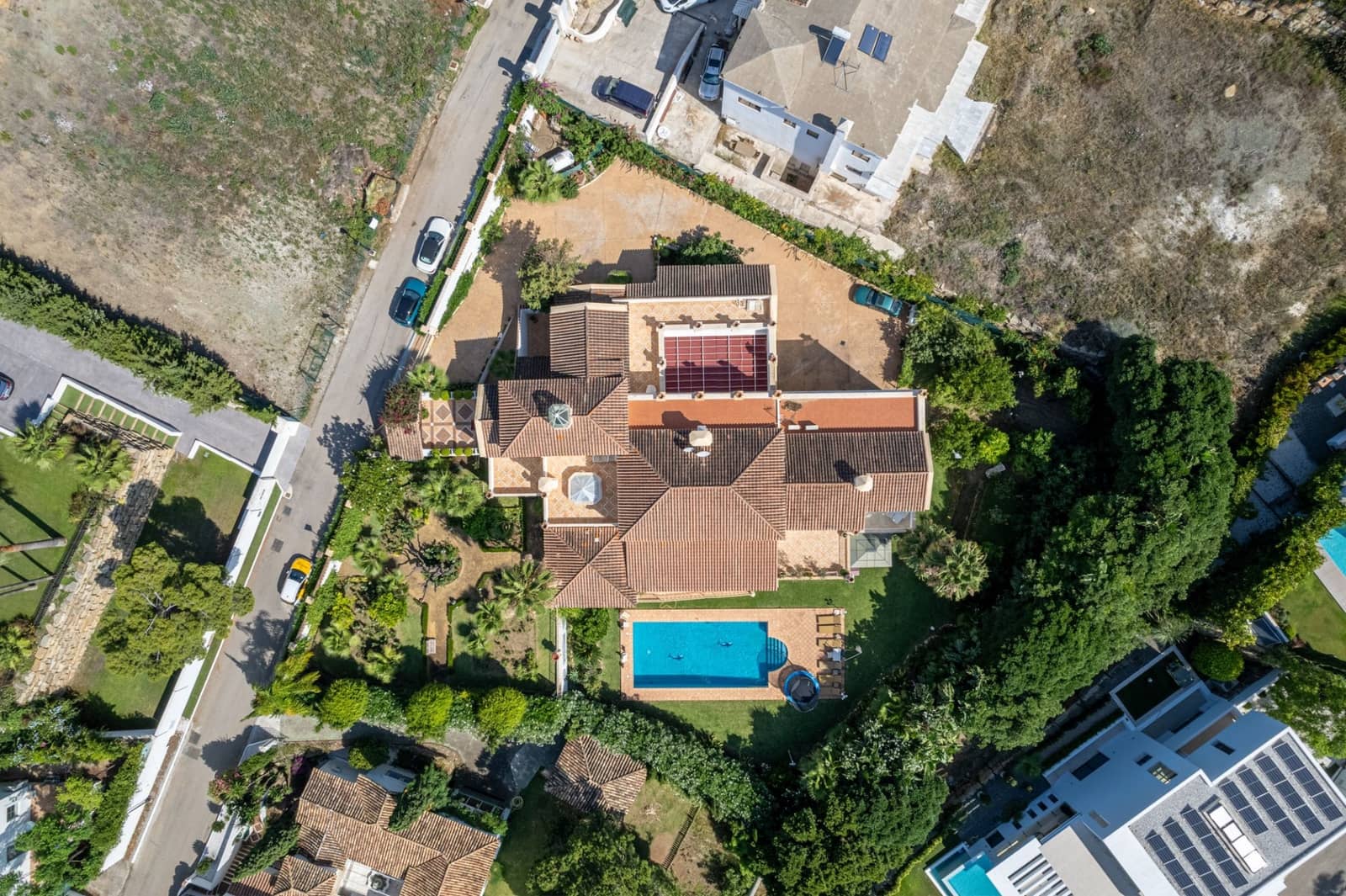 5 sovrum Villa till salu i Benahavis med pool garage - 4 800 000 € (Ref: 7714879)
