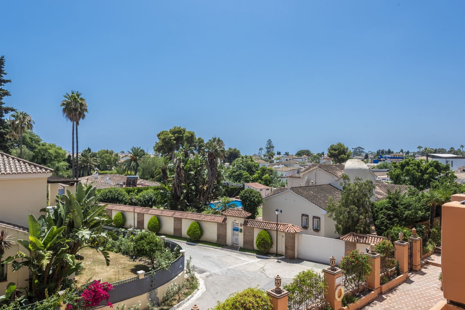 3 soveværelse Penthouse til salg i El Paraiso med swimmingpool garage - € 448.000 (Ref: 7729343)