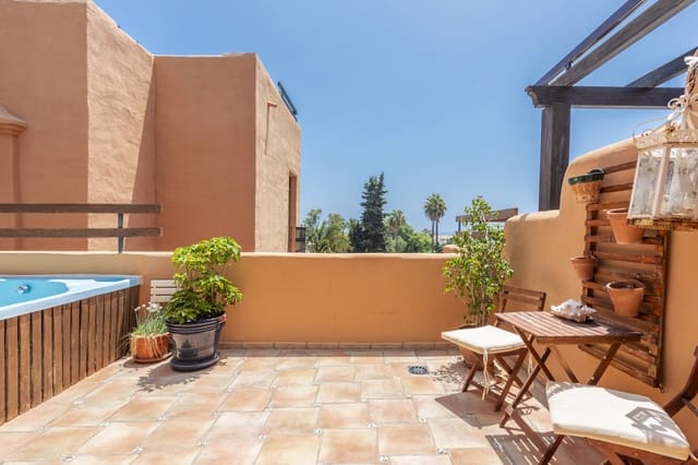 3 sovrum Takvåning till salu i El Paraiso, Estepona med pool garage - 448 000 € (Ref: 7729343)
