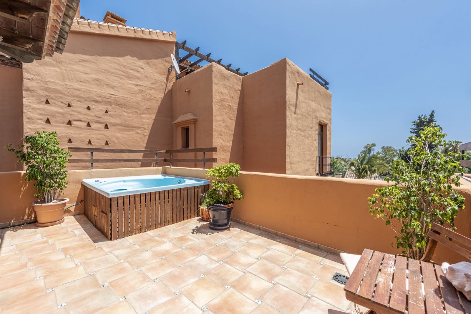 Ático de 3 habitaciones en El Paraiso en venta con piscina garaje - 448.000 € (Ref: 7729343)