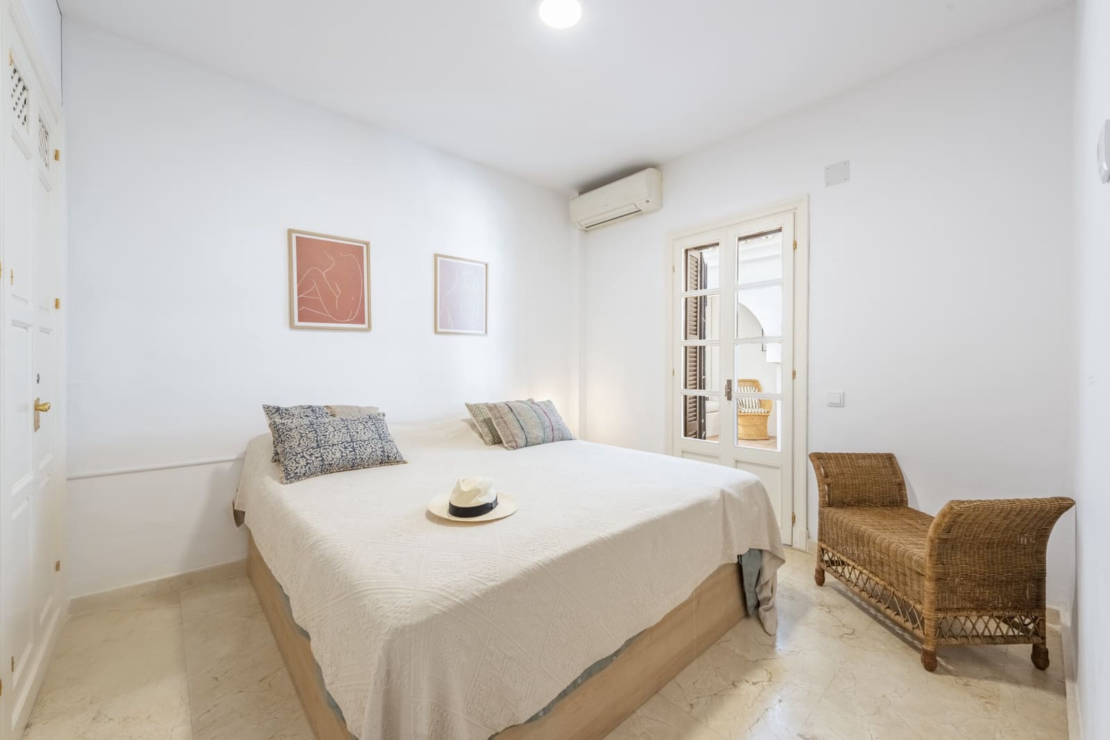 2 slaapkamer Appartement te huur in Marbella met zwembad garage - € 2.200 (Ref: 7774702)