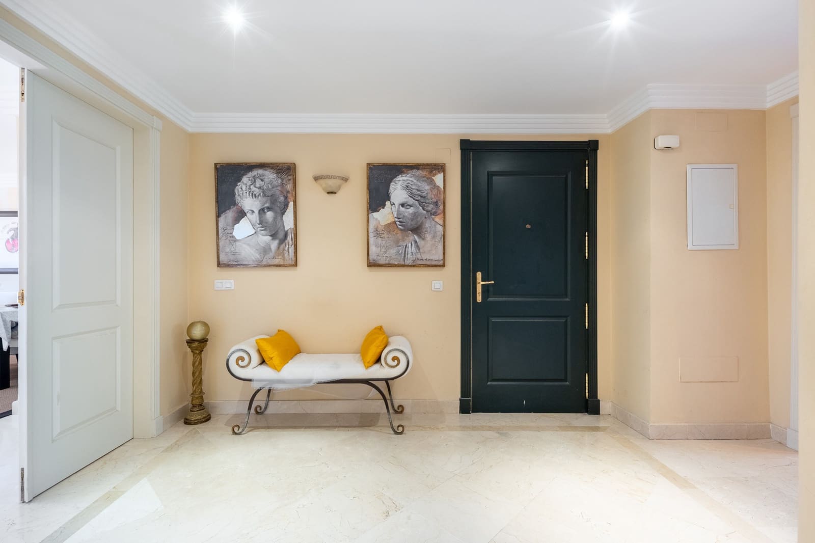 2 chambre Appartement à vendre à Marbella avec piscine garage - 850 000 € (Ref: 7776643)