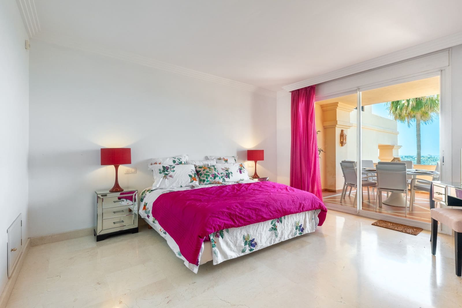 2 chambre Appartement à vendre à Marbella avec piscine garage - 850 000 € (Ref: 7776643)