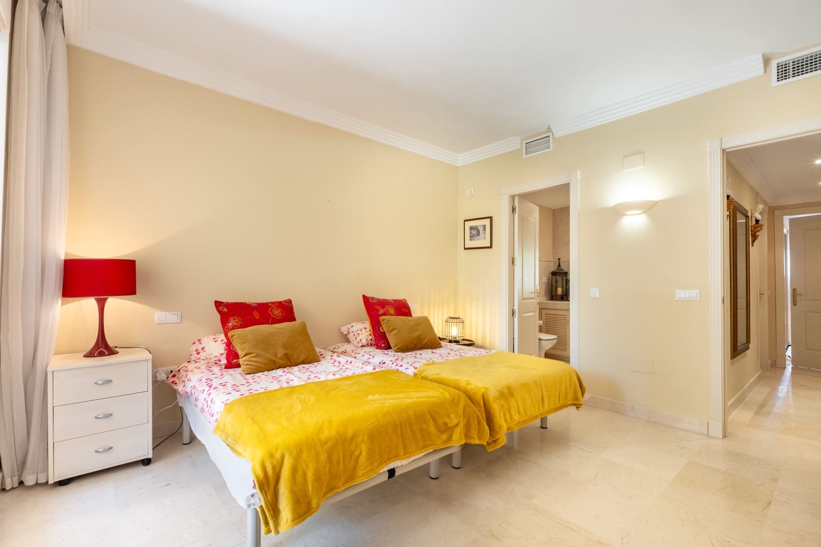 2 chambre Appartement à vendre à Marbella avec piscine garage - 850 000 € (Ref: 7776643)