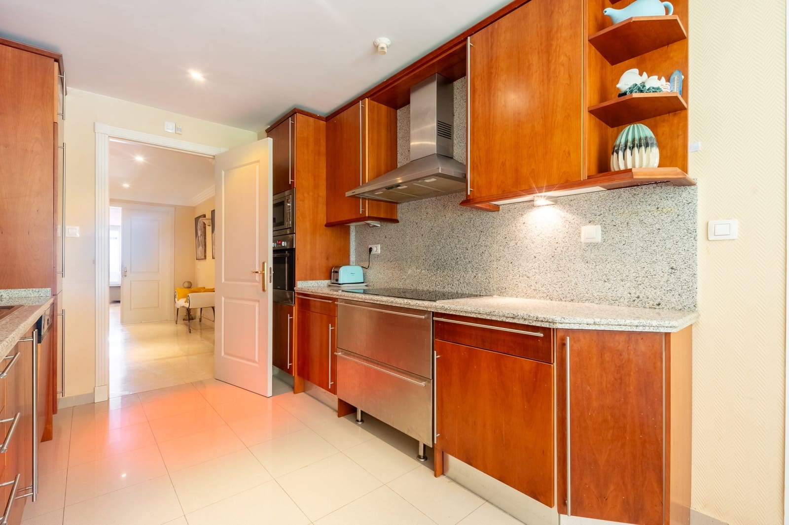 2 chambre Appartement à vendre à Marbella avec piscine garage - 850 000 € (Ref: 7776643)