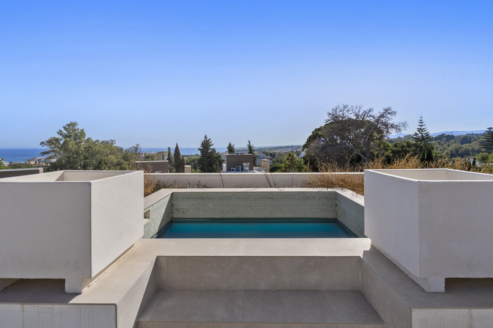 4 Zimmer Villa zu verkaufen in Marbella mit Pool Garage - 4.500.000 € (Ref: 7777762)