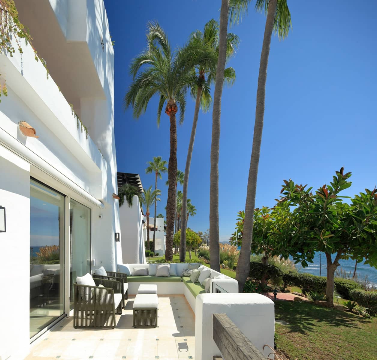 3 bedroom Apartment for sale in Marbella with pool garage - € 6,995,000 (Ref: 7777763)