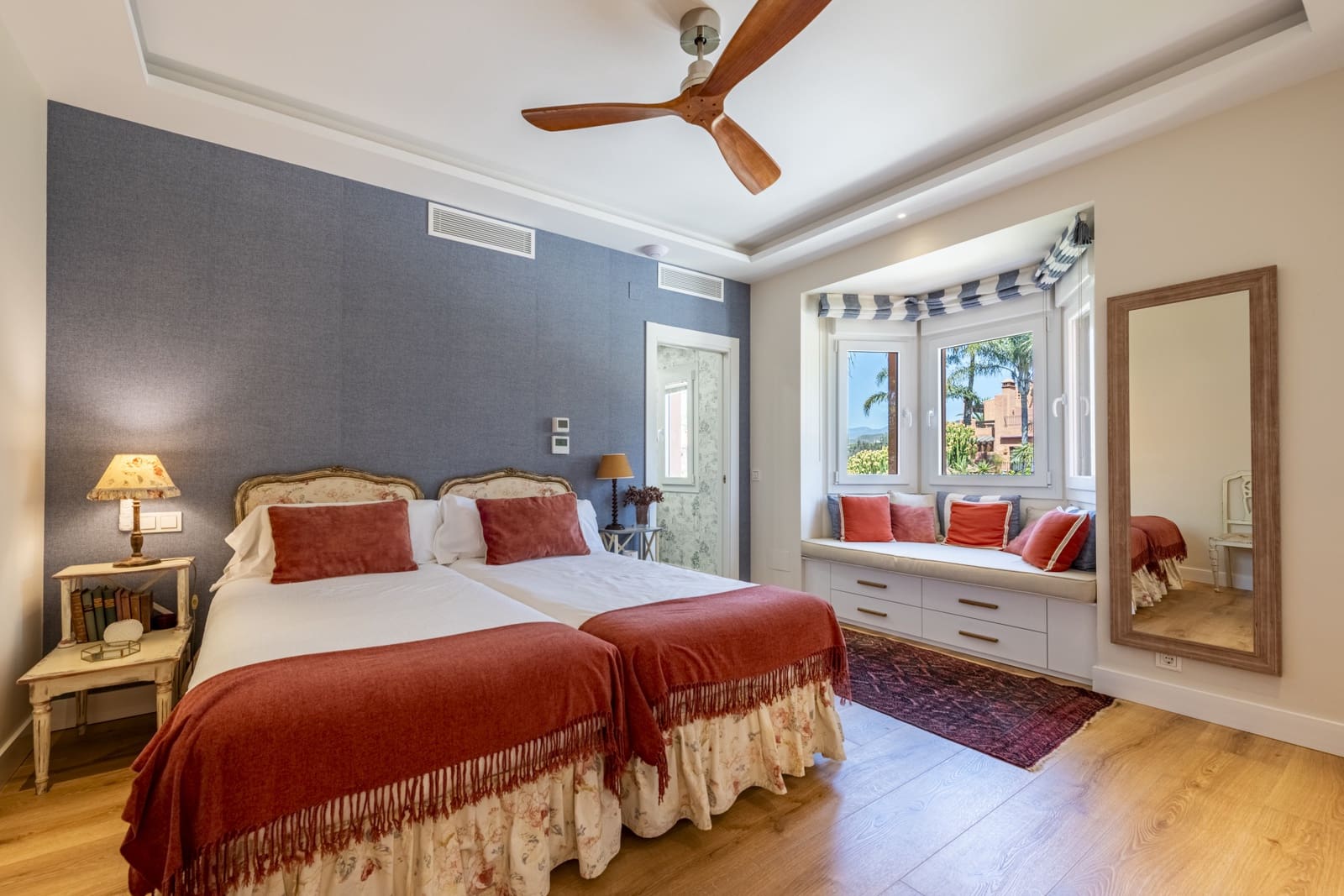 Villa/Maison de 5 chambres à louer à Marbella avec piscine garage - 17 000 € (Ref: 7806651)