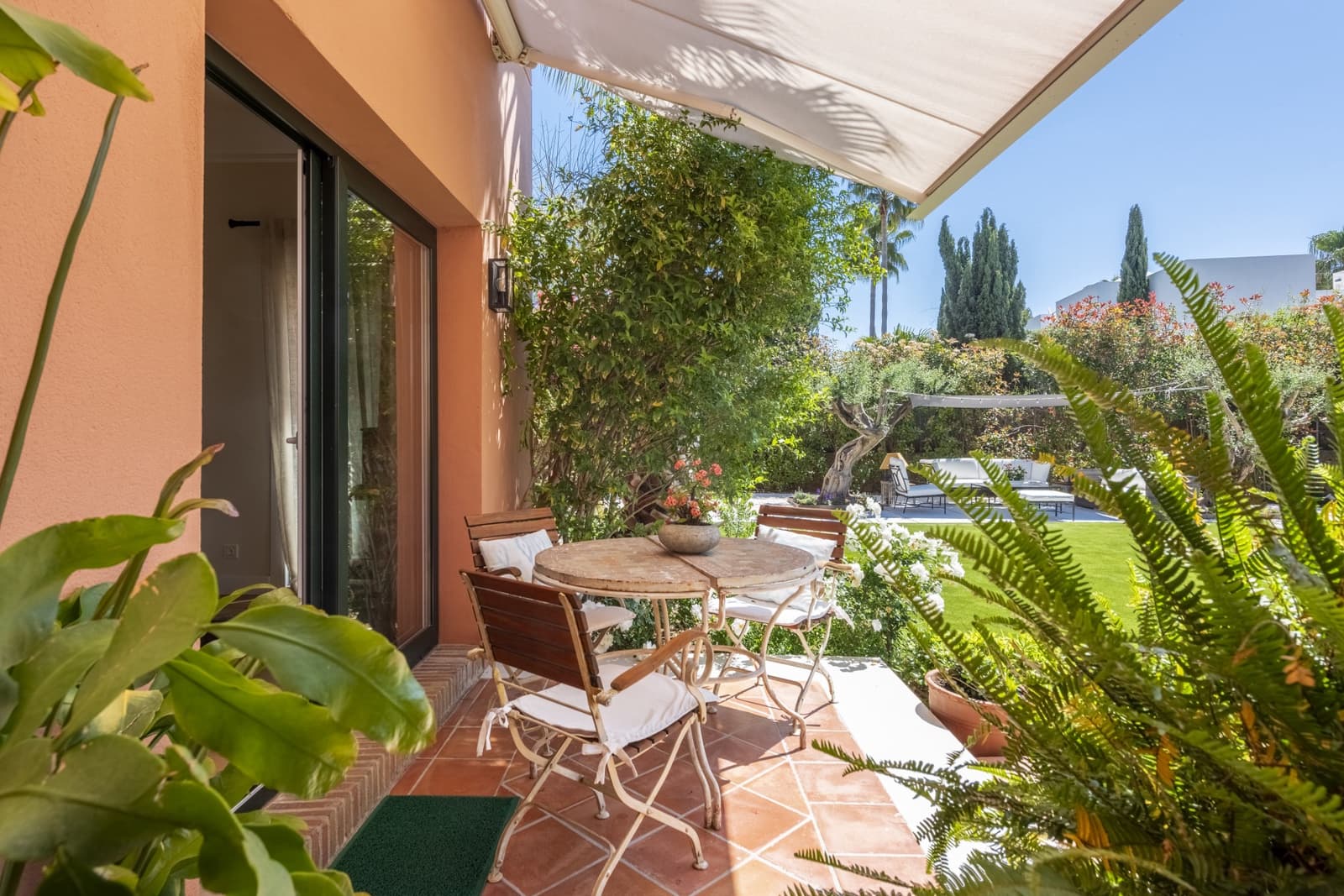 Villa/Maison de 5 chambres à louer à Marbella avec piscine garage - 17 000 € (Ref: 7806651)