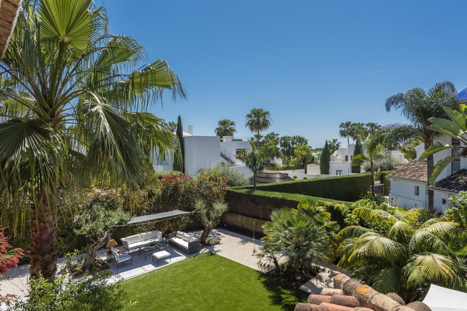 Villa/Maison de 5 chambres à louer à Marbella avec piscine garage - 17 000 € (Ref: 7806651)