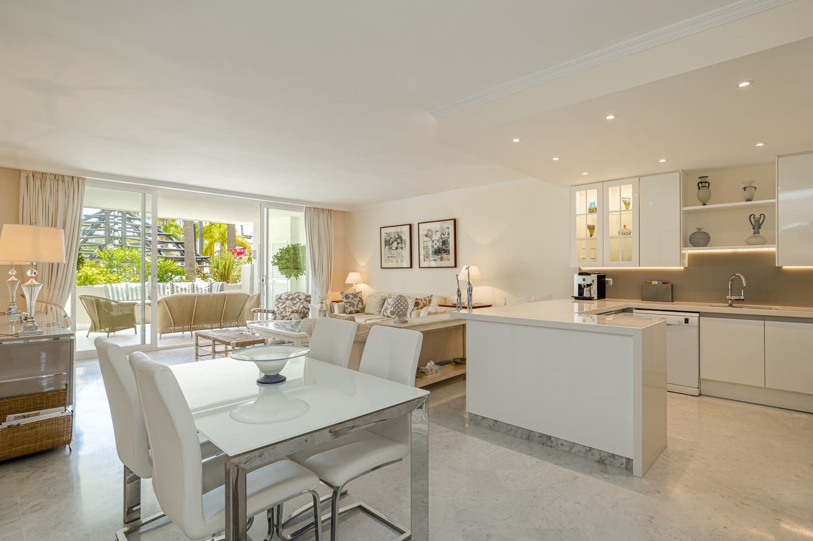 3 slaapkamer Appartement te koop in Marbella met zwembad garage - € 3.250.000 (Ref: 7848359)