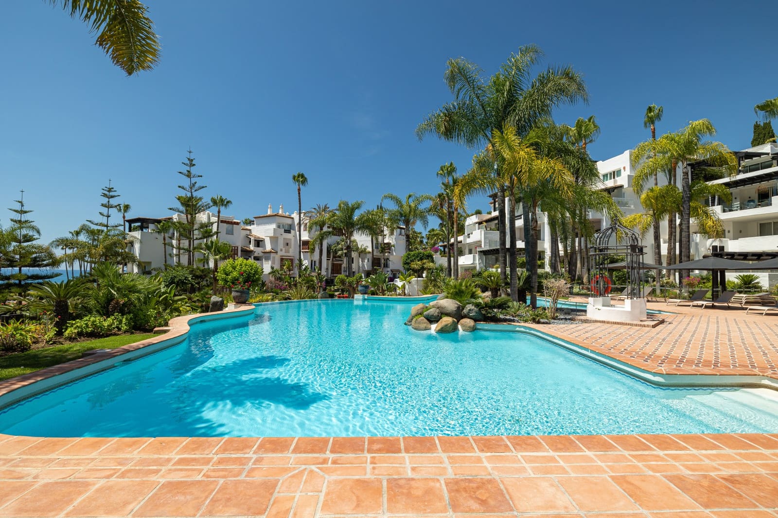 3 slaapkamer Appartement te koop in Marbella met zwembad garage - € 3.250.000 (Ref: 7848359)