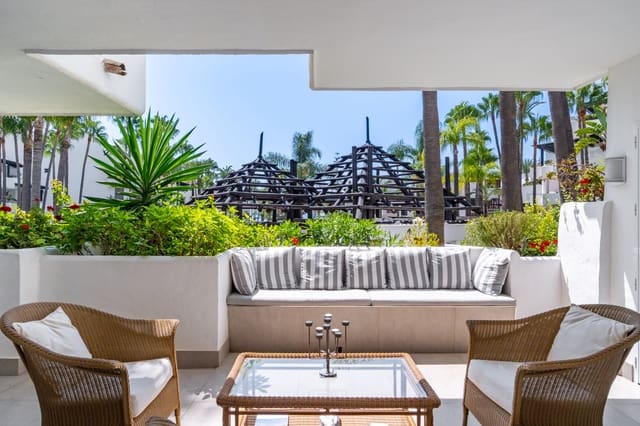 3 Zimmer Apartment zu verkaufen in Marbella mit Pool Garage - 3.250.000 € (Ref: 7848359)