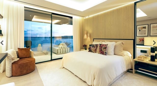 3 chambre Appartement à vendre à Estepona avec piscine garage - 2 490 000 € (Ref: 7848360)