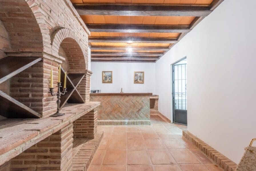 4 bedroom Villa for rent in Manilva with pool garage - € 8,000 (Ref: 7860613)