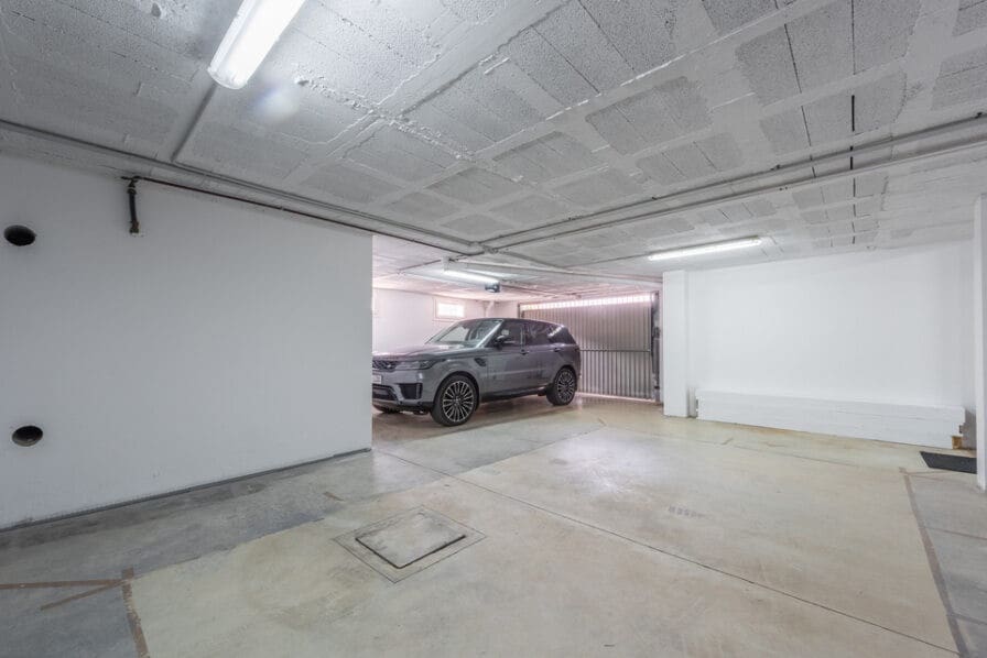 4 bedroom Villa for rent in Manilva with pool garage - € 8,000 (Ref: 7860613)