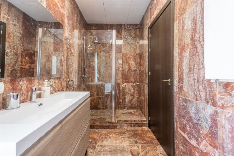 4 bedroom Villa for rent in Manilva with pool garage - € 8,000 (Ref: 7860613)