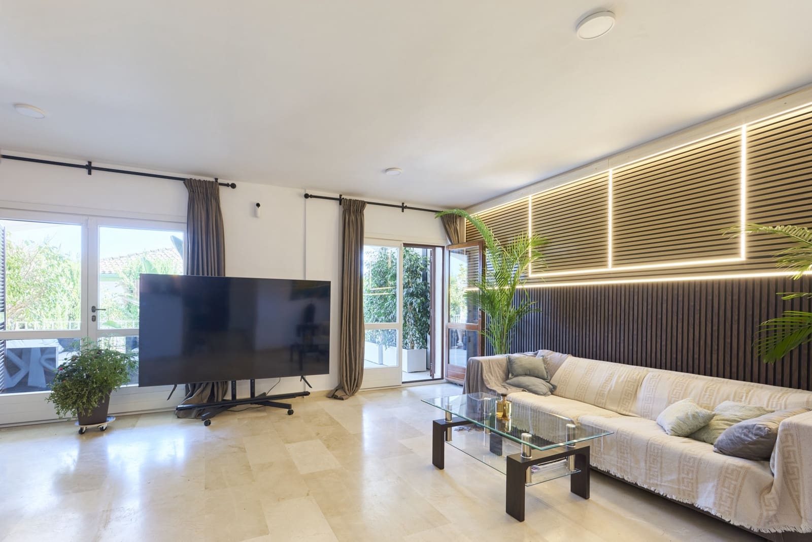 6 slaapkamer Huis te koop in Marbella met zwembad garage - € 1.495.000 (Ref: 7953551)