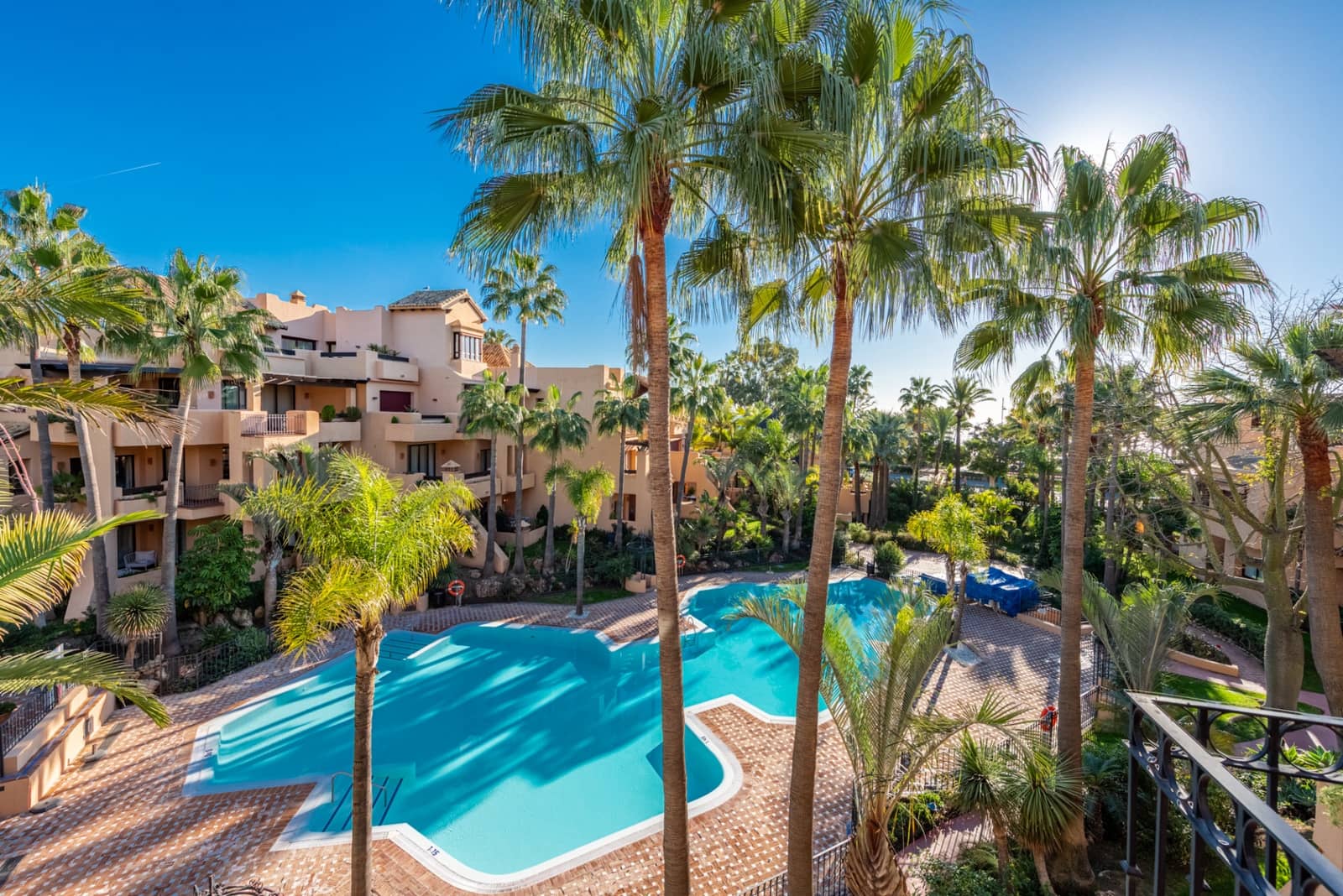 3 slaapkamer Penthouse te koop in San Pedro de Alcantara met zwembad garage - € 1.995.000 (Ref: 7993788)