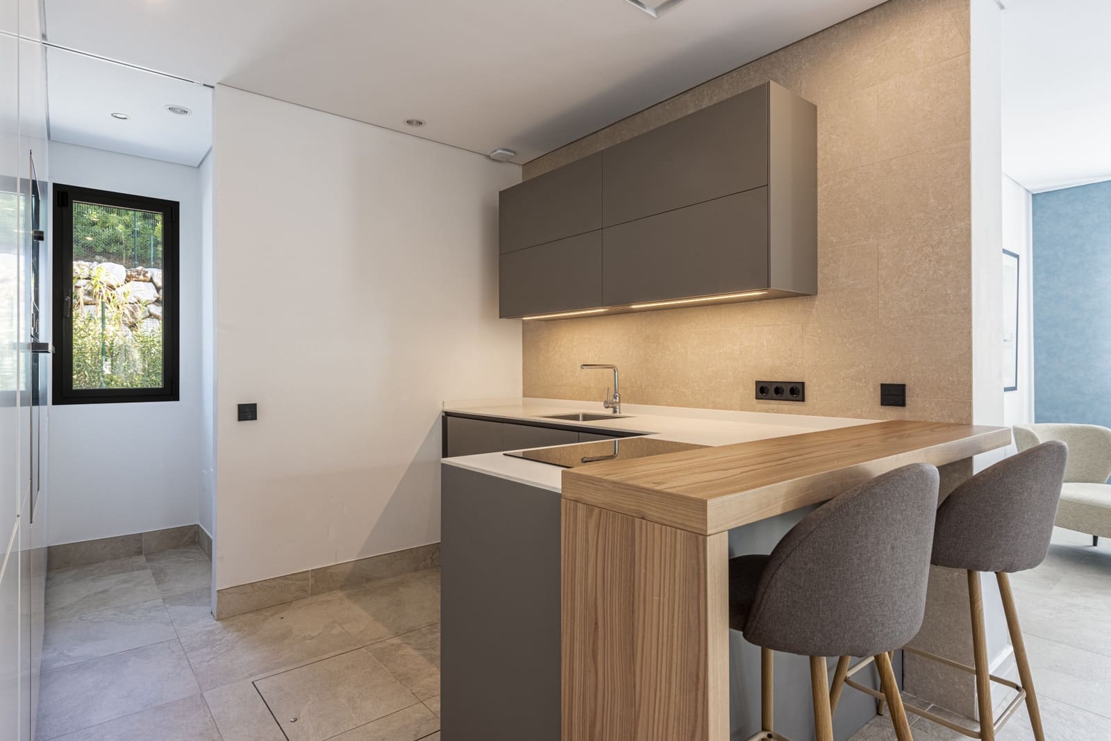 Maison de Ville de 3 chambres à louer à Marbella avec piscine garage - 6 700 € (Ref: 8049861)